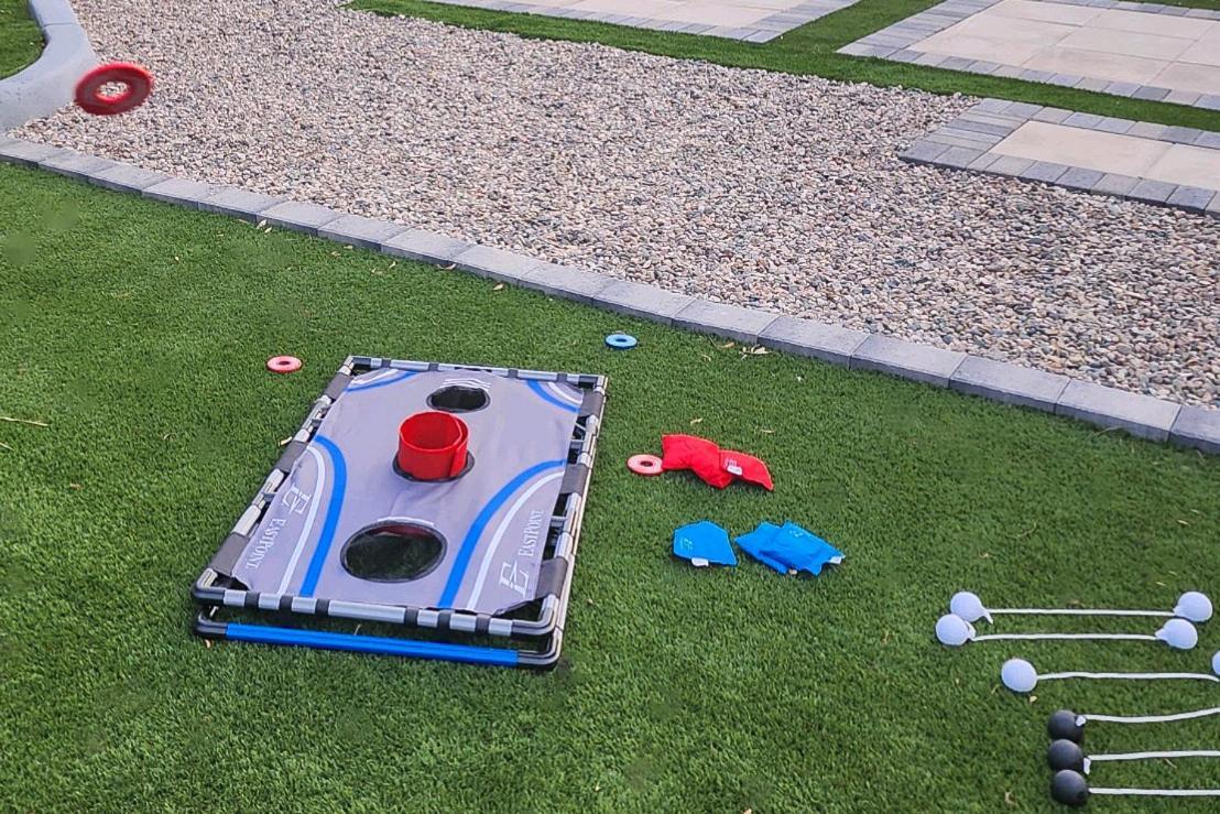 Modern Art House In Midtown, Pet Friendly *