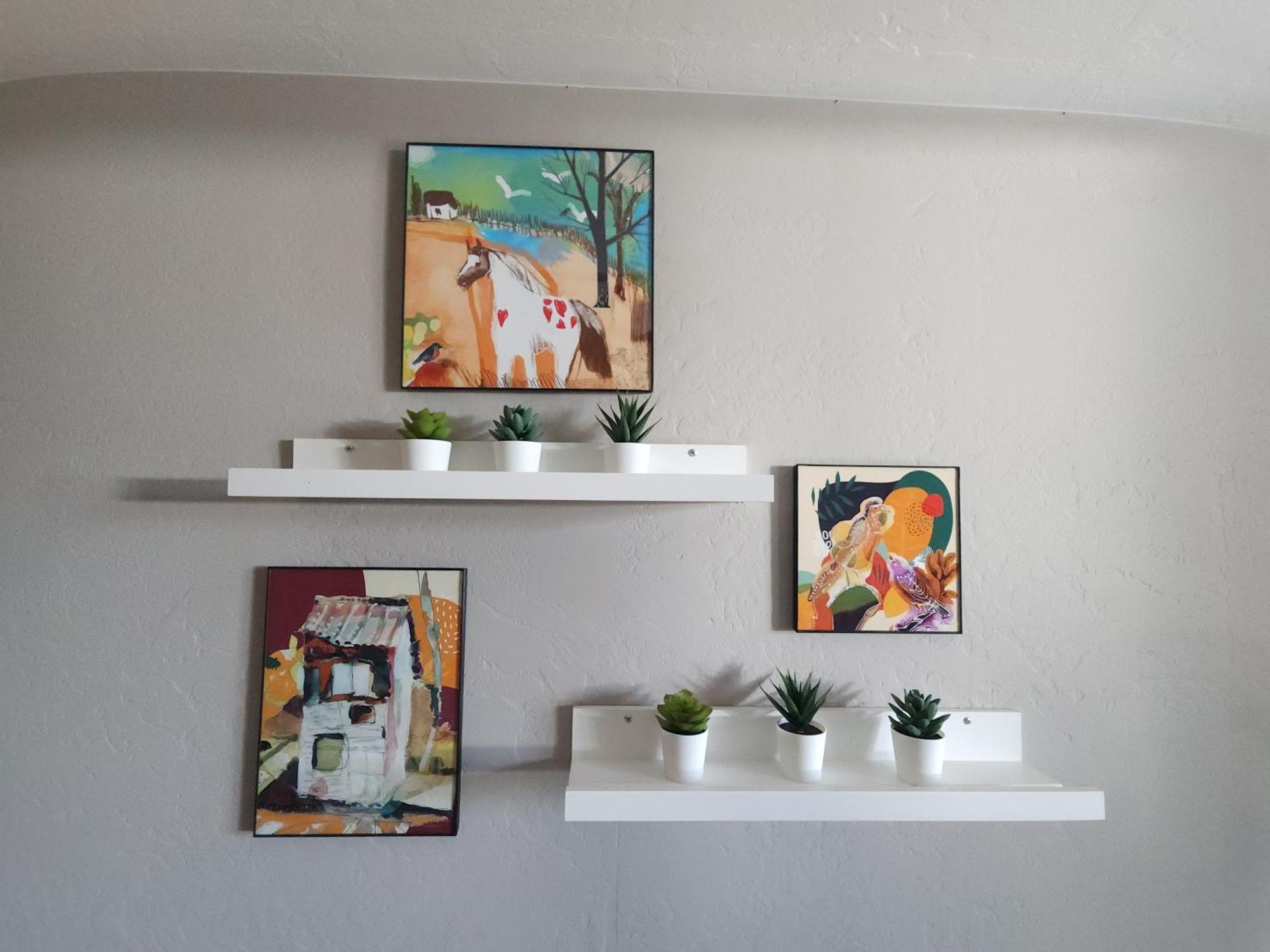 Holiday home Modern Art House In Midtown, Pet Friendly *