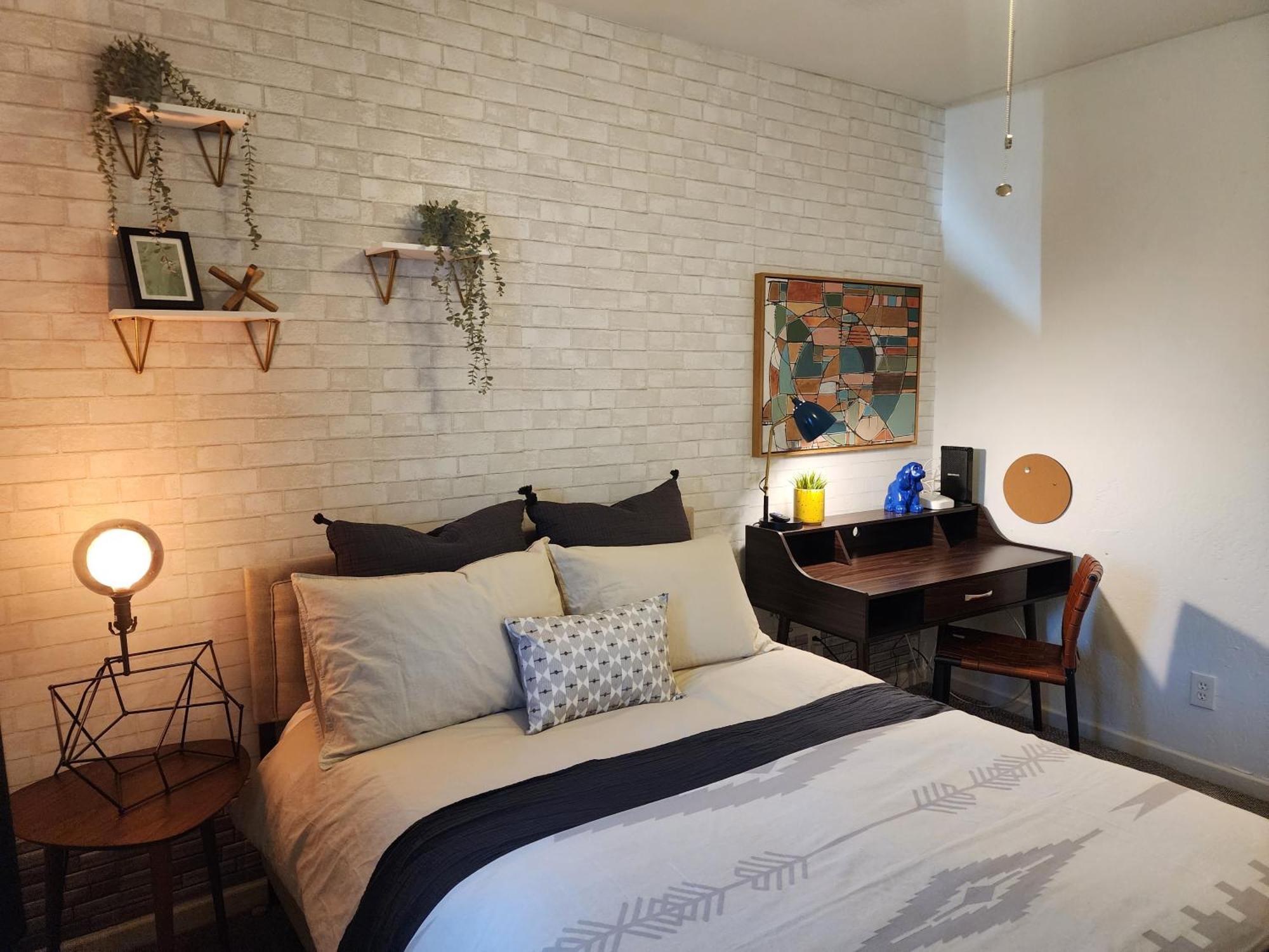 Holiday home Modern Art House In Midtown, Pet Friendly Phoenix